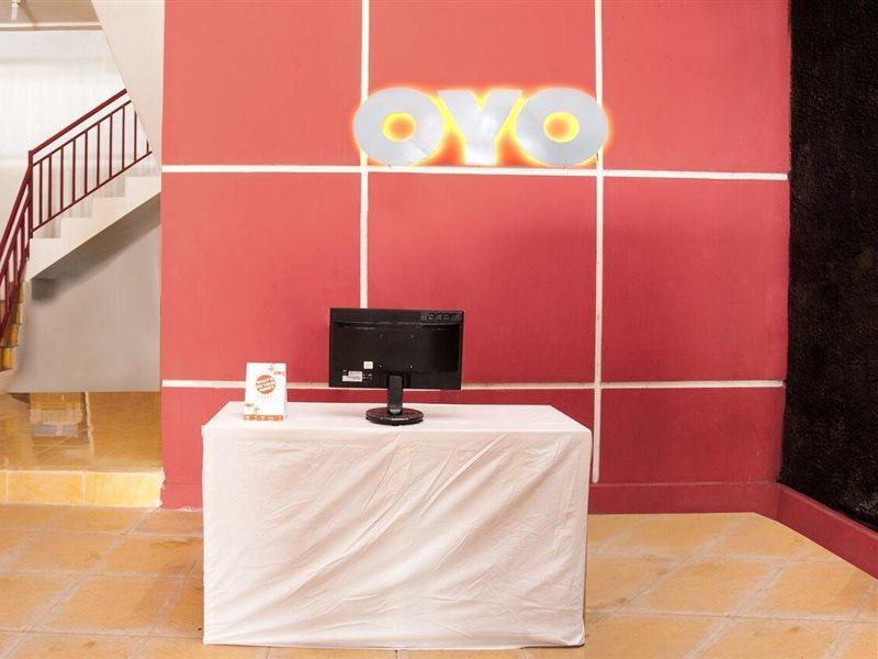 Oyo 3060 Al Fatih Guest House Syariah Tegal  Exterior photo